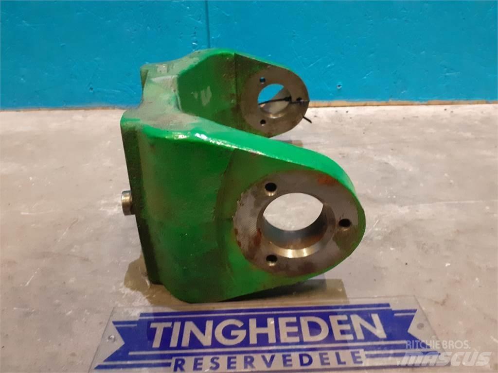 John Deere S670 Lisavarustus ja komponendid