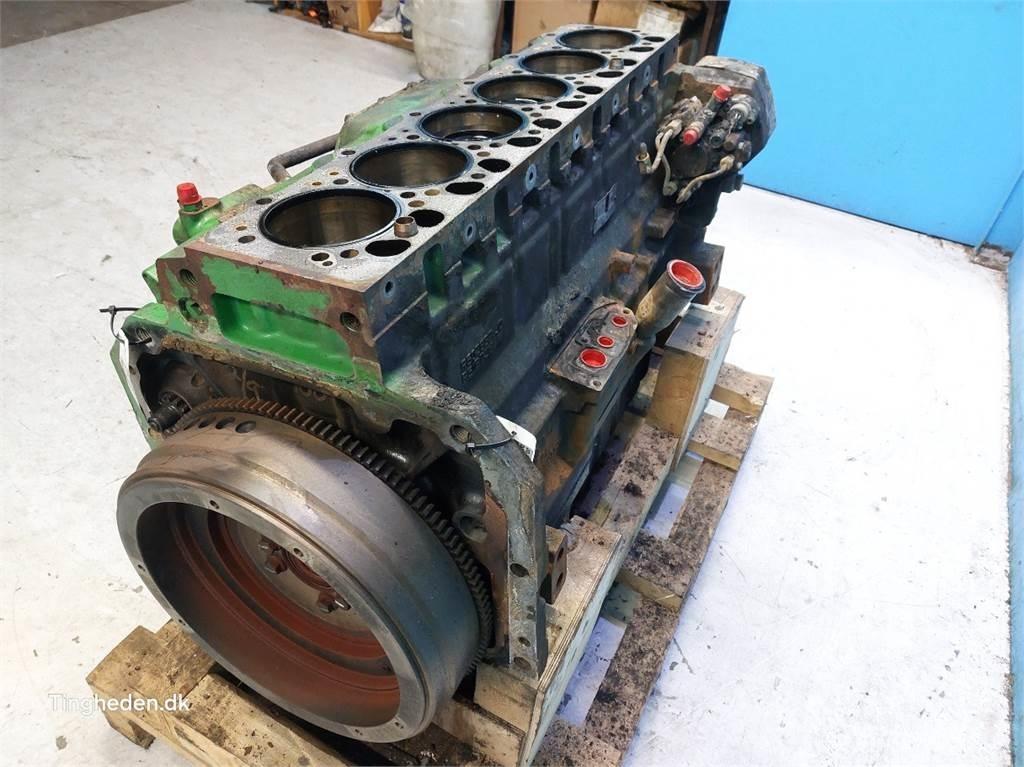 John Deere T660I Mootorid