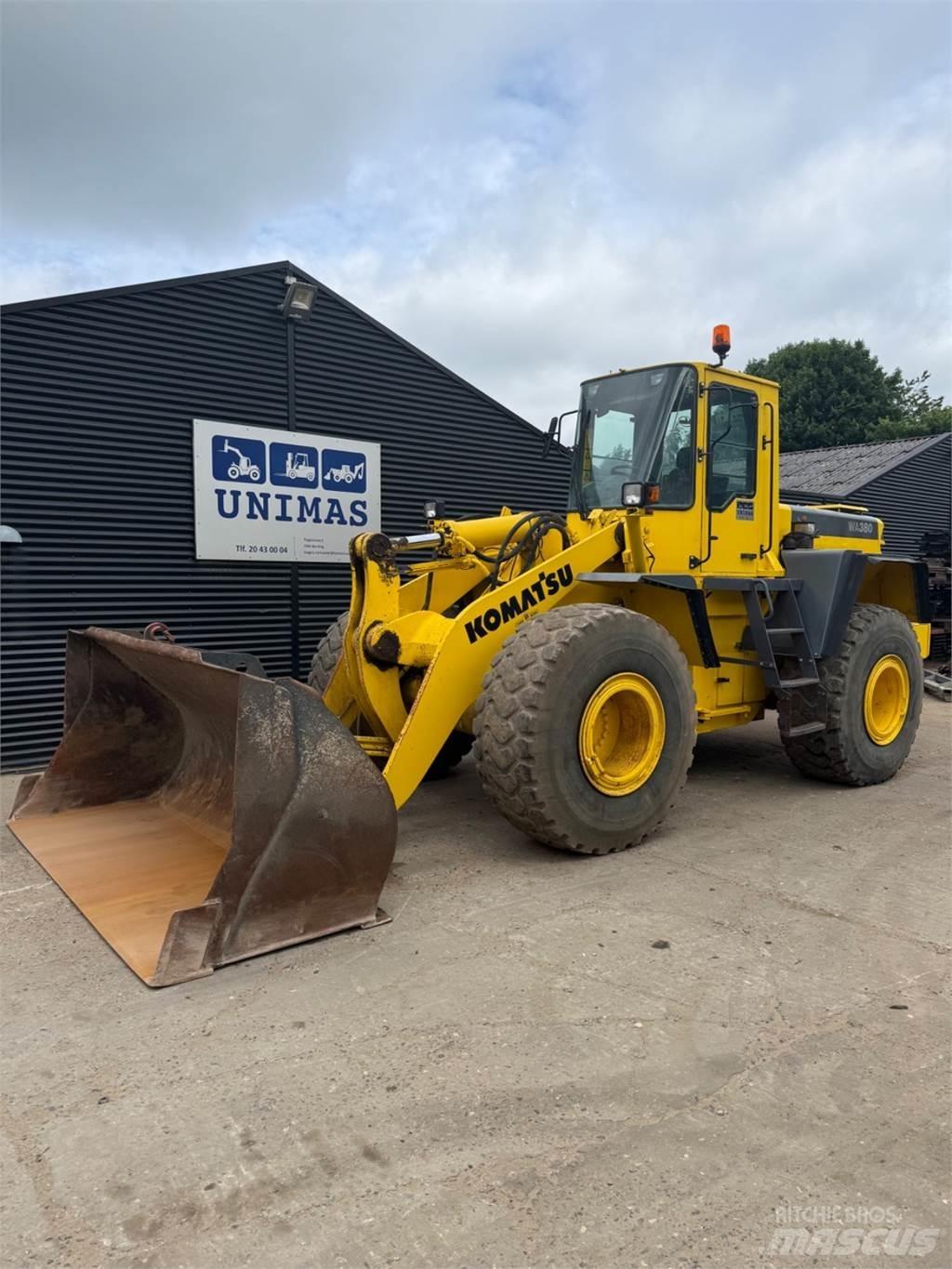 Komatsu WA380 Rataslaadurid