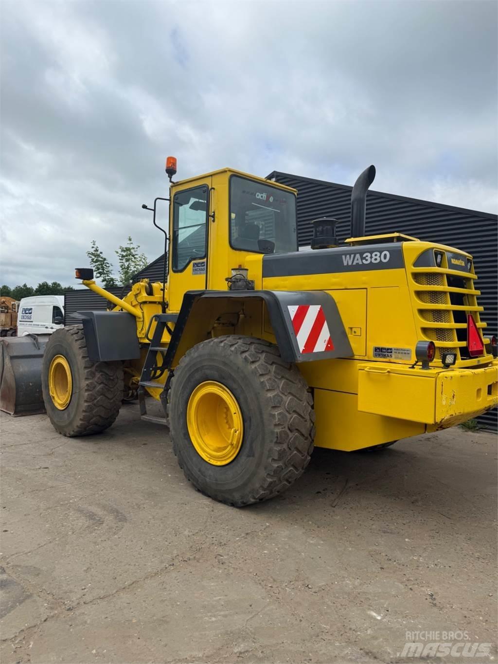 Komatsu WA380 Rataslaadurid