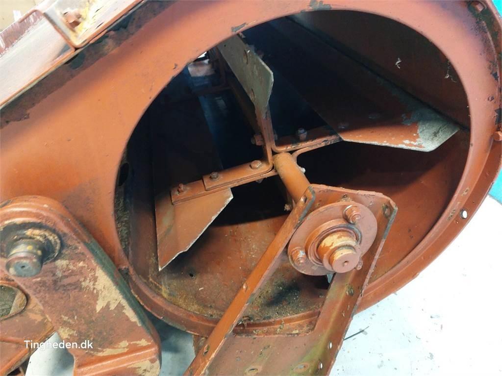 Laverda 627 Liivapuisturid ja soolapuisturid