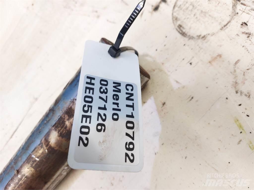 Merlo P41.7 Nooled ja varred