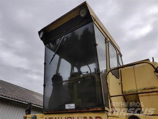 New Holland 1550 kabiinid