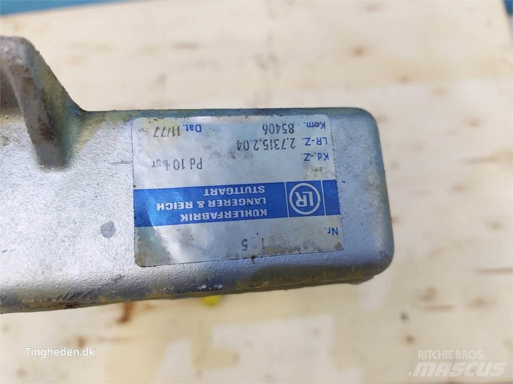 New Holland 8080 Radiaatorid