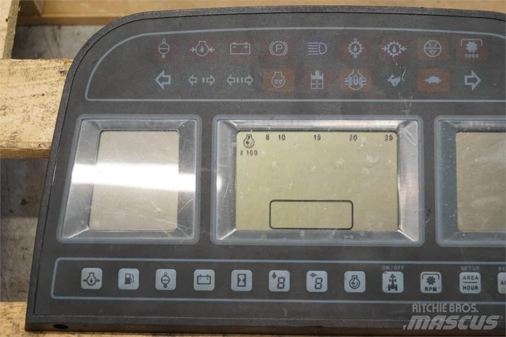 New Holland 8240 Elektroonikaseadmed