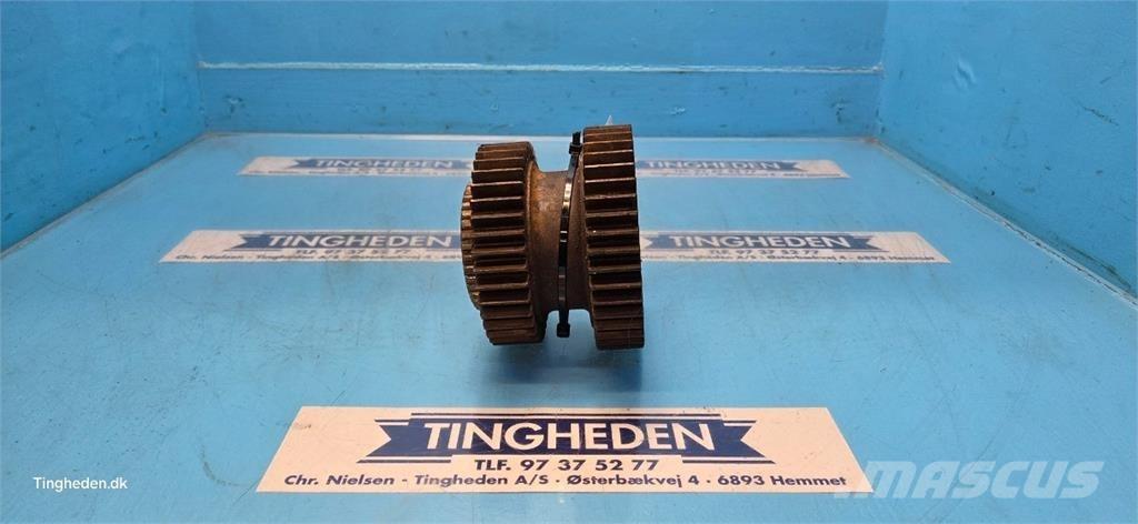 New Holland 8340 Ülekandemehhanism