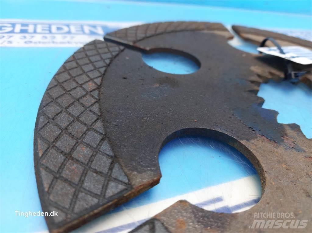 New Holland 8870 Muud traktoritarvikud