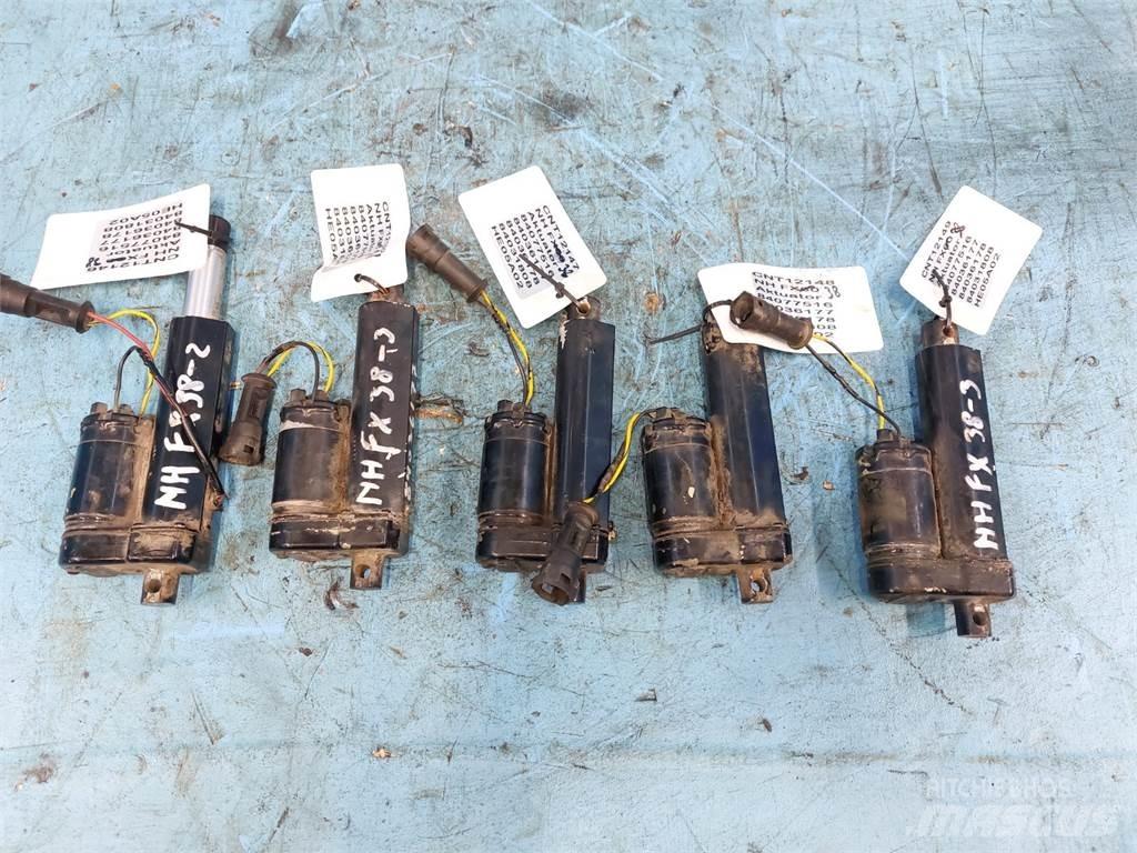 New Holland FX38 Elektroonikaseadmed