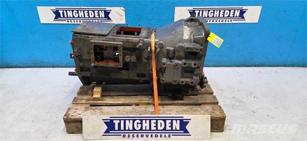 New Holland M115 Ülekandemehhanism