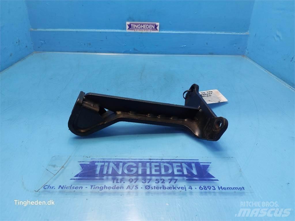 New Holland T6 kabiinid