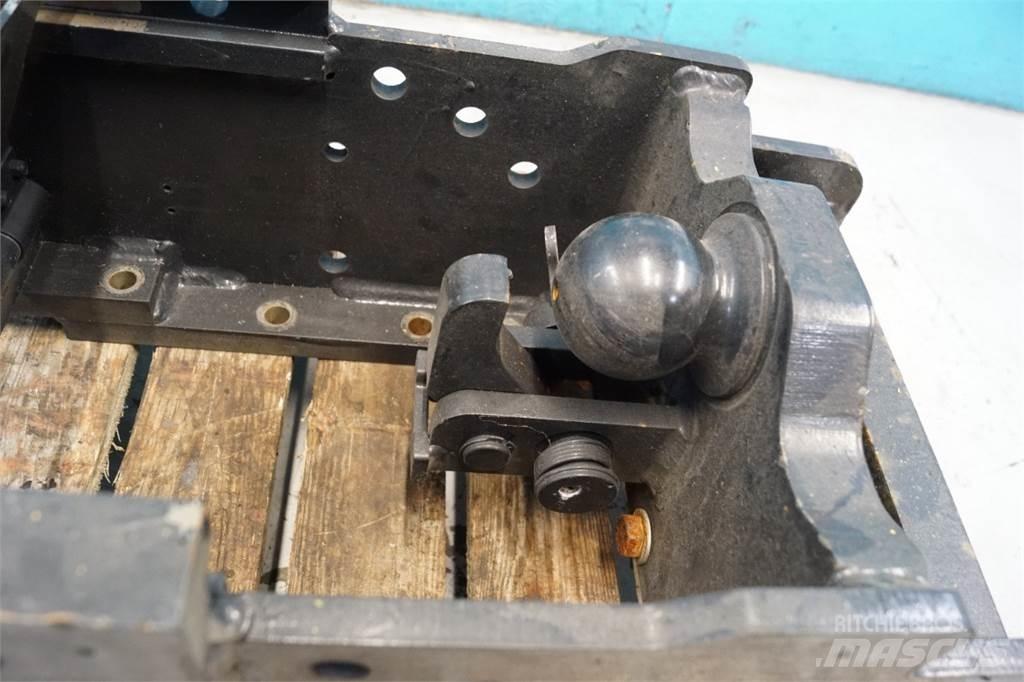New Holland T8 Muud traktoritarvikud