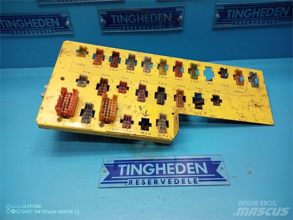 New Holland TF44 Elektroonikaseadmed