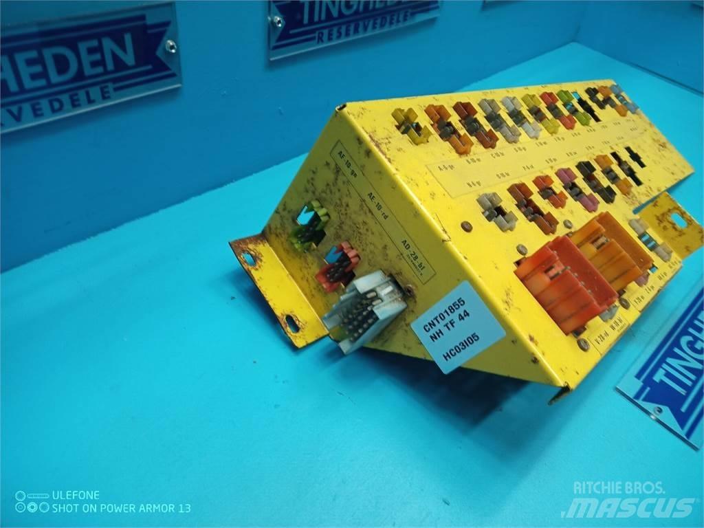 New Holland TF44 Elektroonikaseadmed