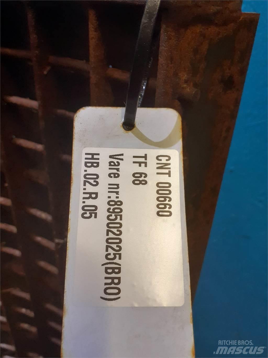 New Holland TF78 Lisavarustus ja komponendid