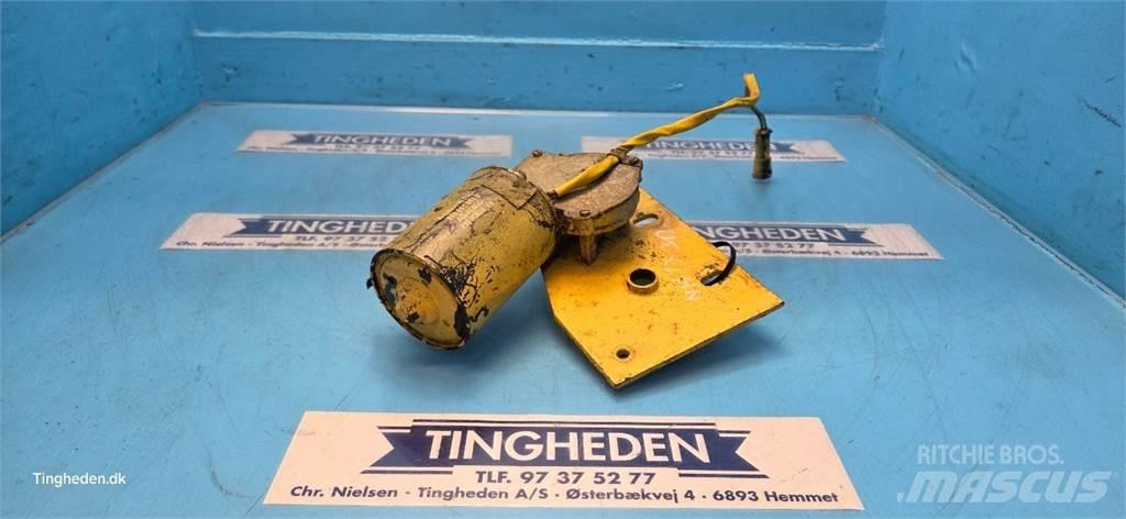 New Holland TX30 Elektroonikaseadmed