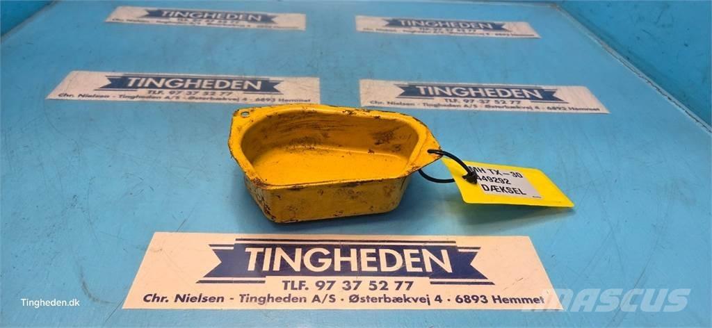 New Holland TX30 Liivapuisturid ja soolapuisturid