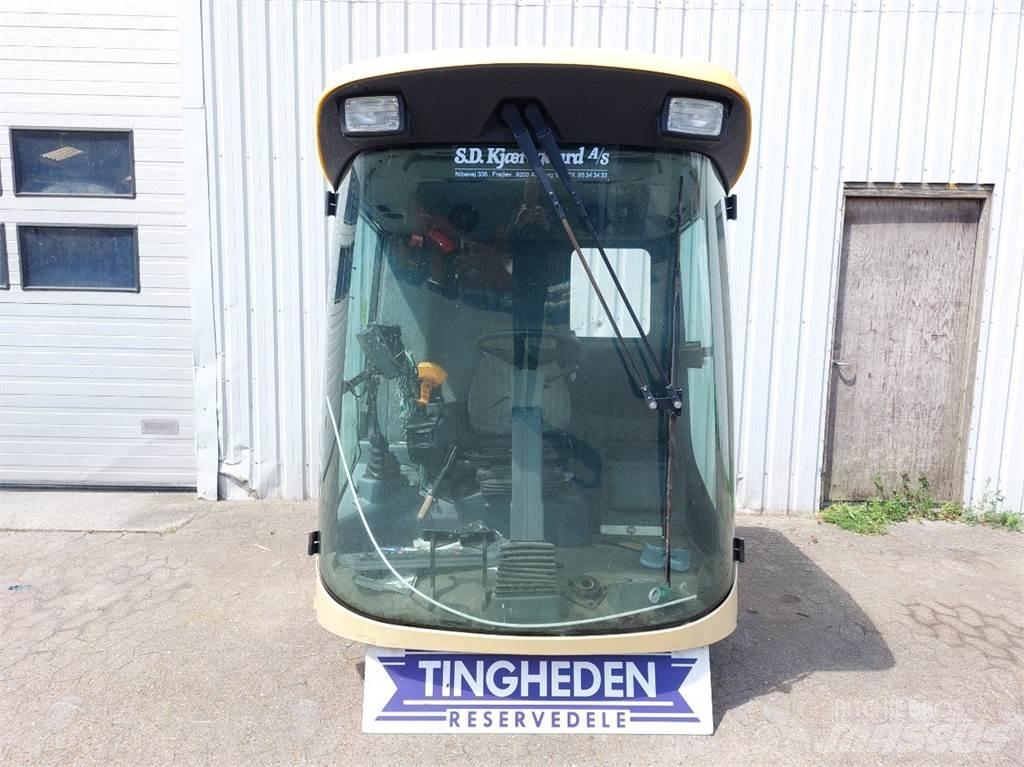 New Holland TX65 kabiinid