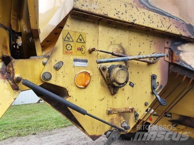 New Holland TX68 Teraviljakombainid