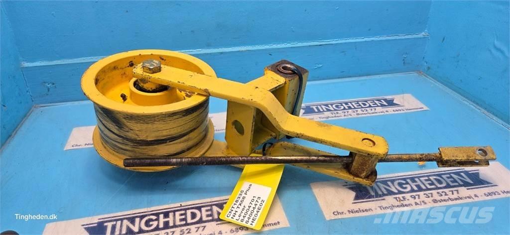 New Holland TX68 Liivapuisturid ja soolapuisturid