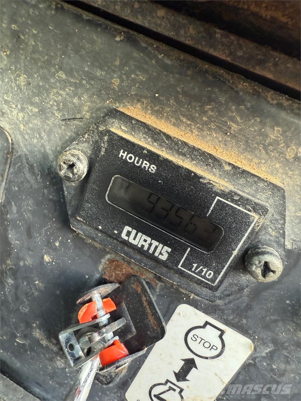 Takeuchi TB1140 Roomikekskavaatorid