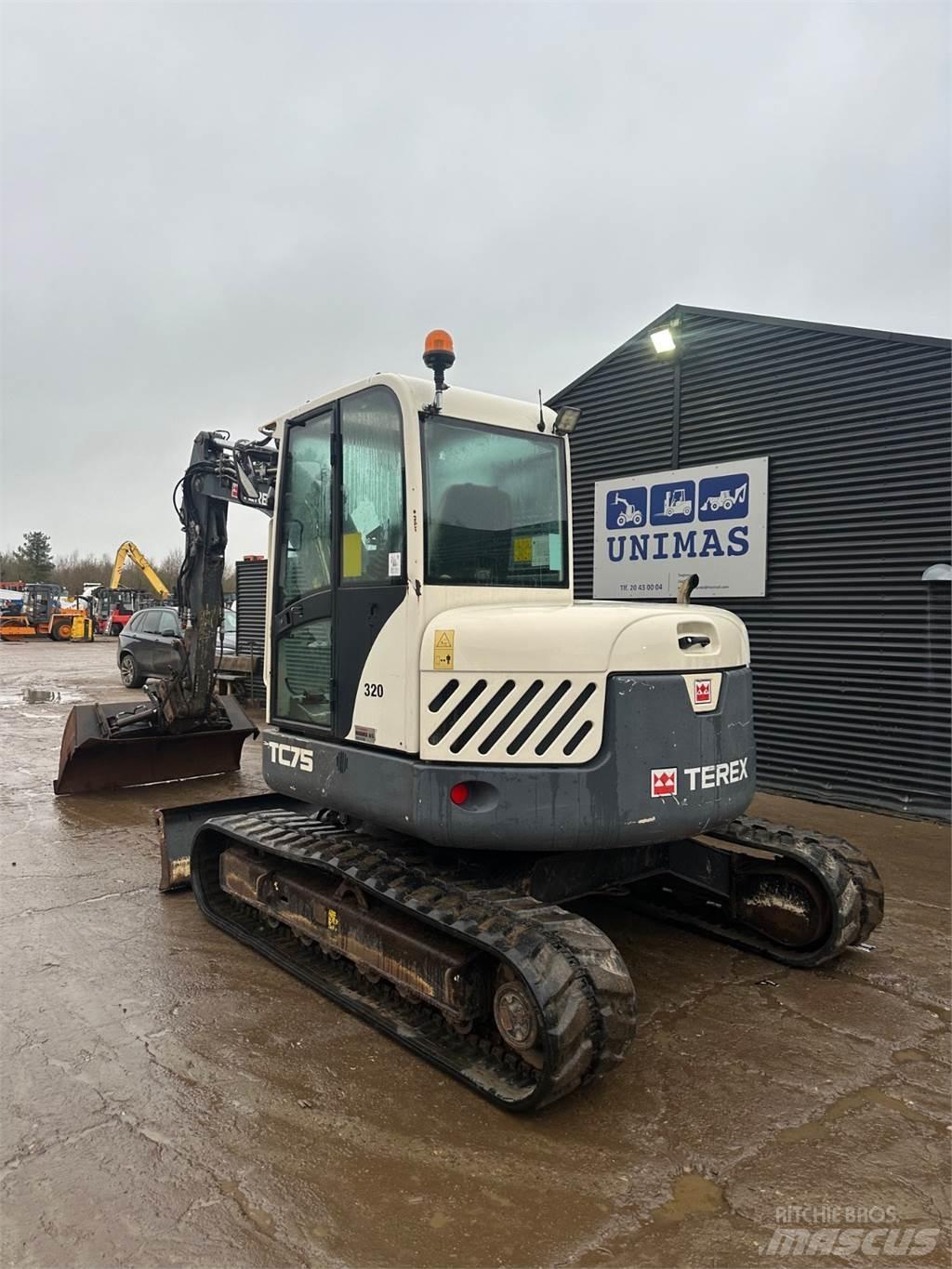 Terex TC75 Roomikekskavaatorid