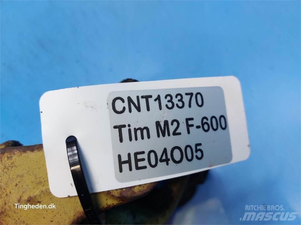 Tim M2 F-600 Juurviljakoristuskombainid