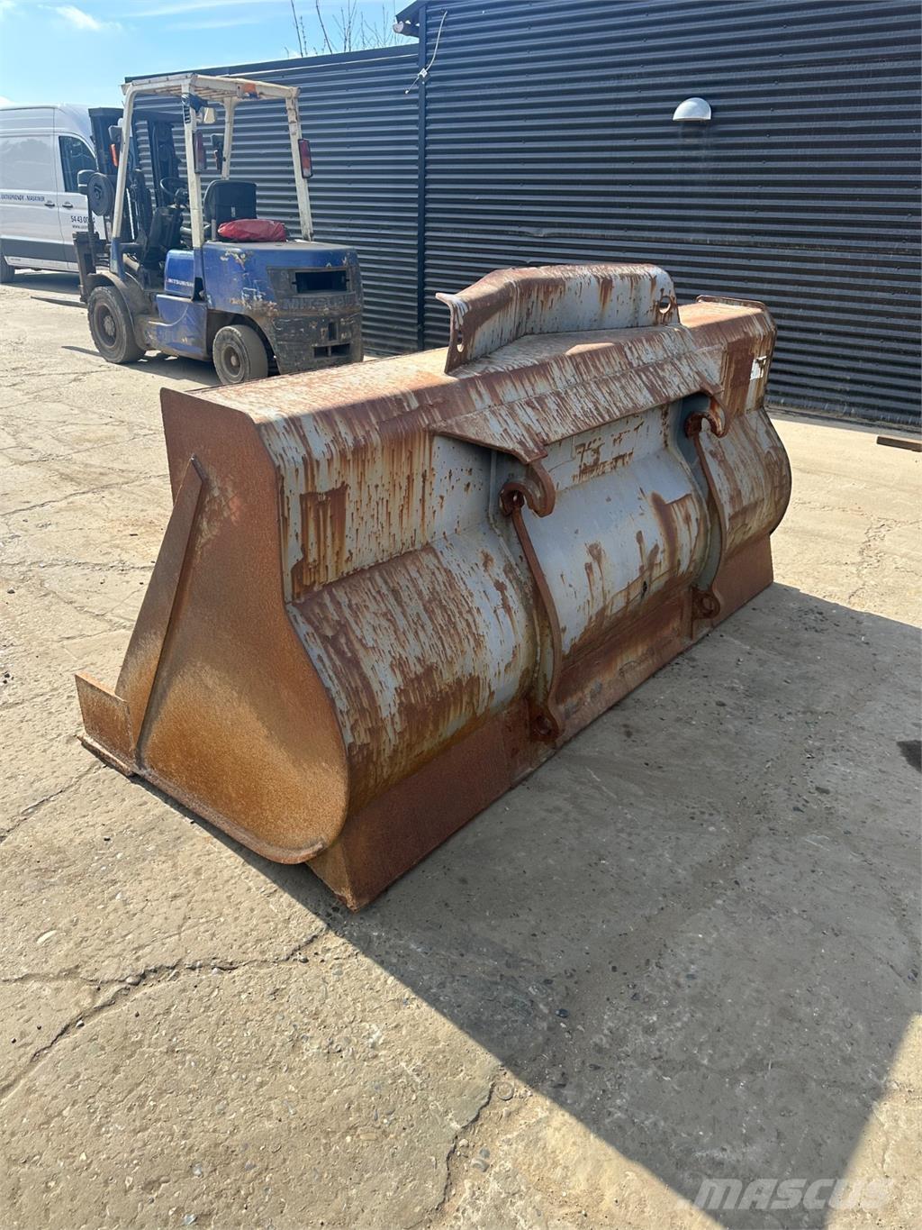 Volvo 2500mm Sahaterad