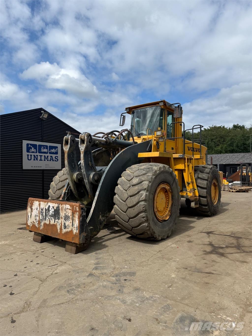 Volvo L330D Rataslaadurid