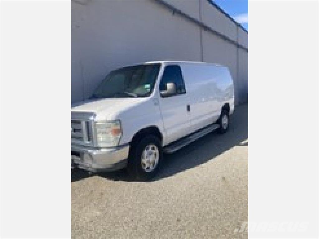 Ford E250 Kaubikud