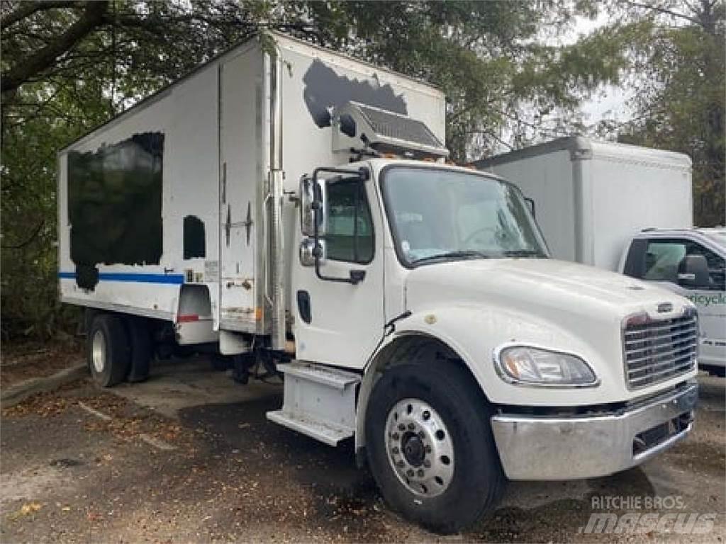 Freightliner M2-106 Furgoonautod