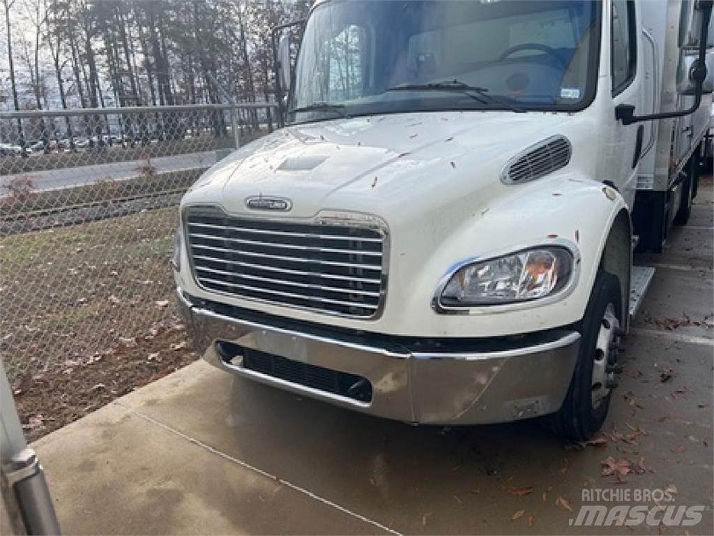 Freightliner M2-106 Furgoonautod