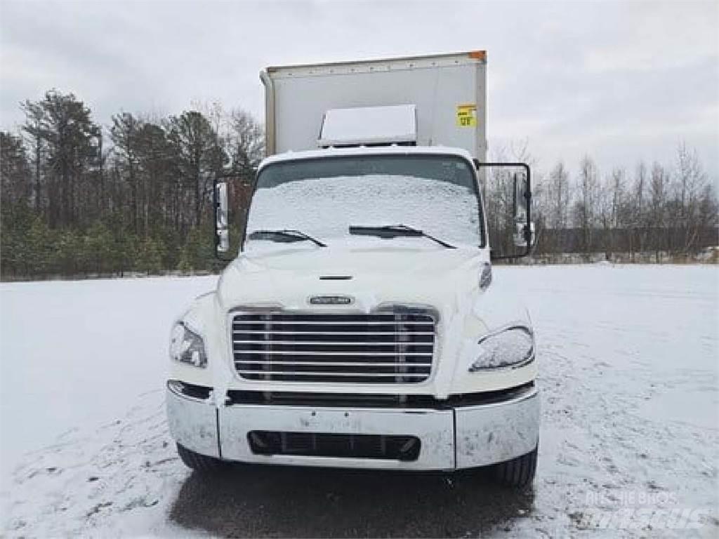 Freightliner M2-106 Furgoonautod
