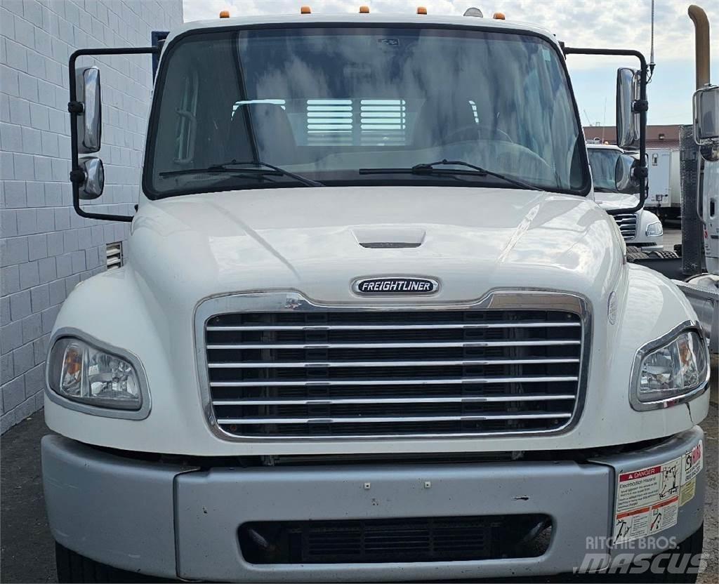 Freightliner M2 106 Madelautod