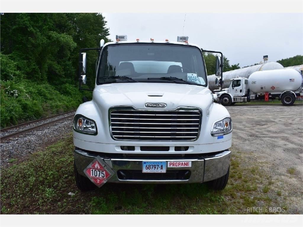 Freightliner M2-106 Muud veokid