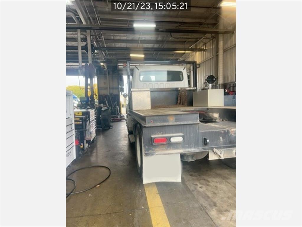 Freightliner M2 112 Munitsipaalsõidukid