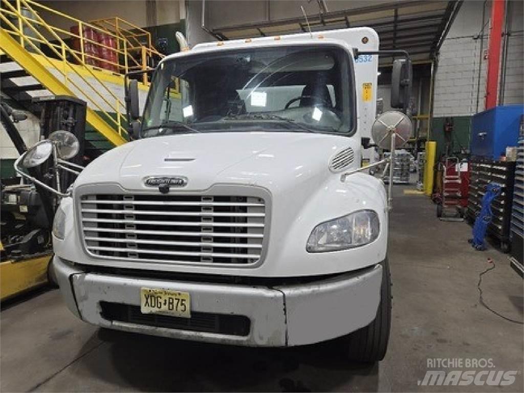 Freightliner M2106 Jookide jaotusveokid