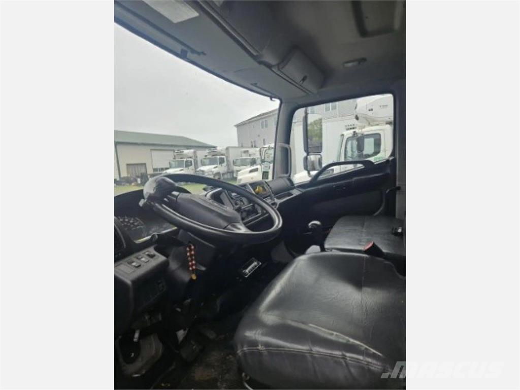 Hino 268 Külmikautod