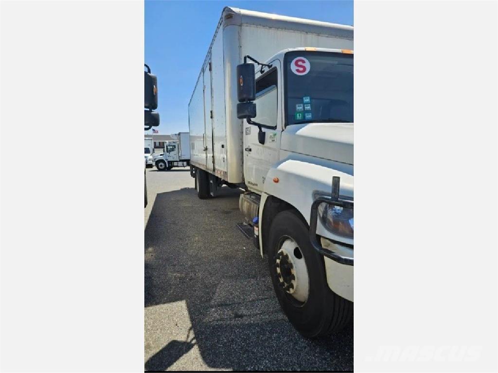 Hino 268 Furgoonautod