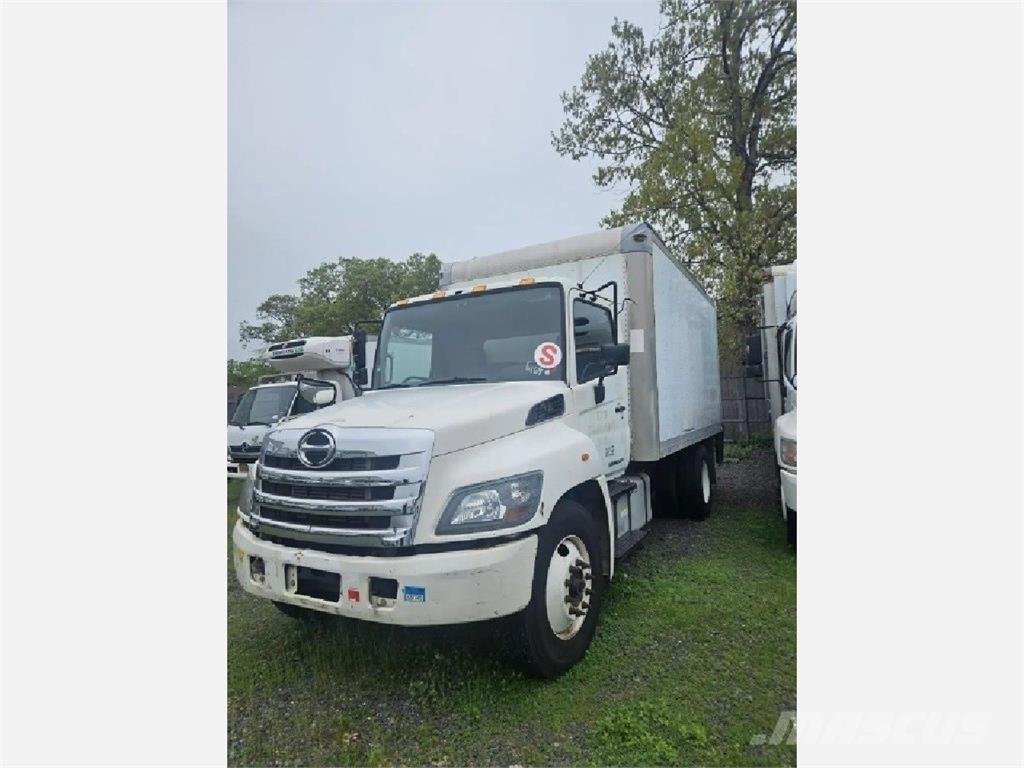 Hino 338 Furgoonautod