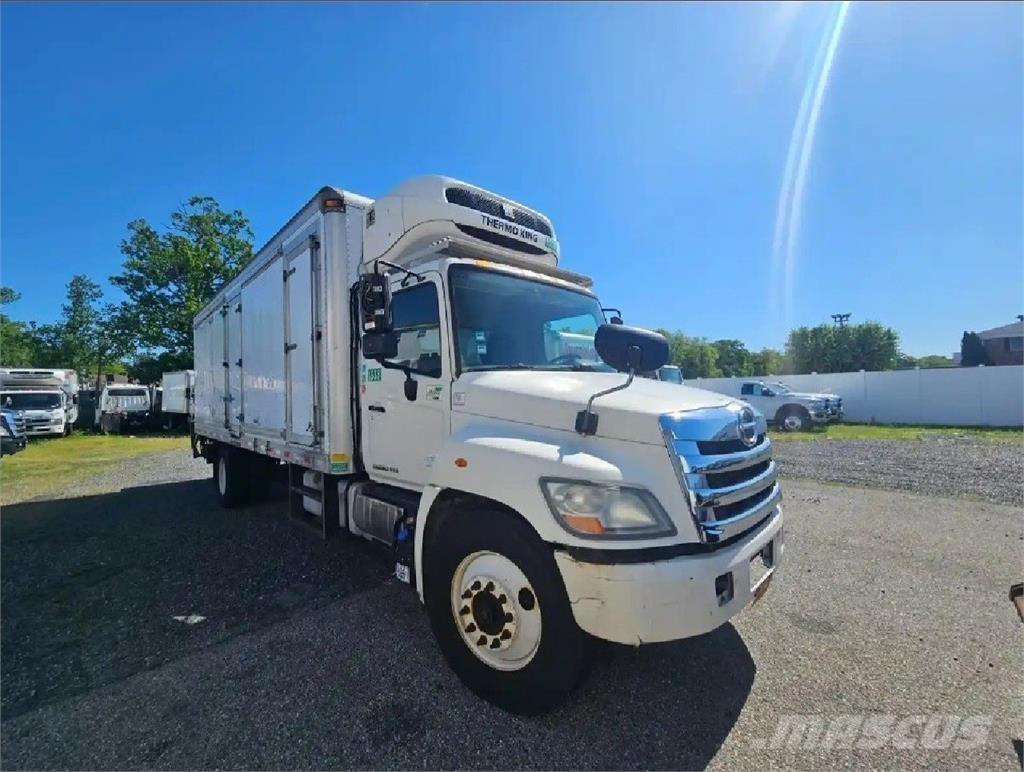 Hino 338 Külmikautod
