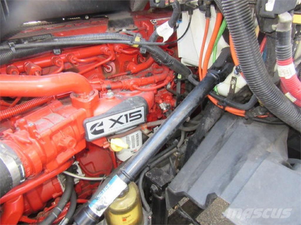 International LT625 Sadulveokid