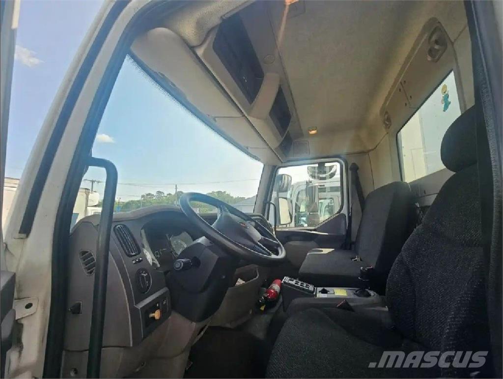 Kenworth K370 Furgoonautod