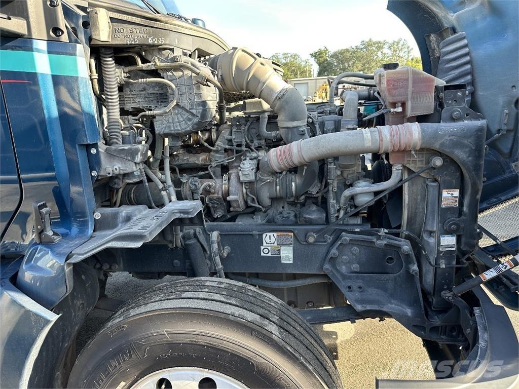 Kenworth T680 Sadulveokid