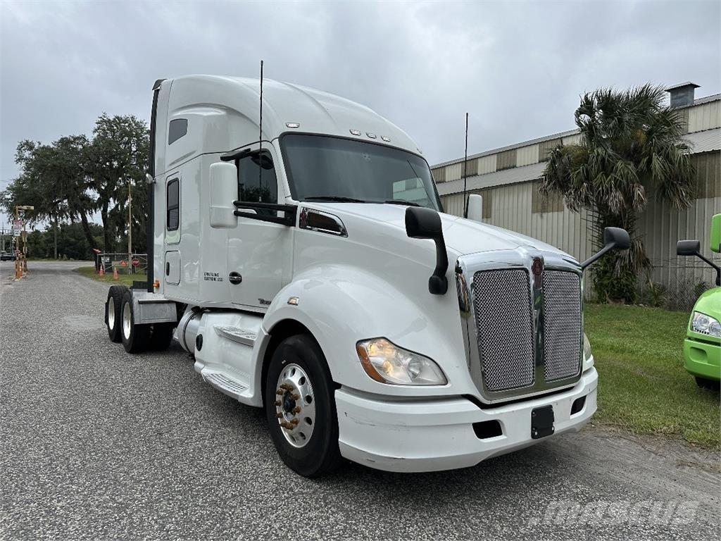 Kenworth T680 Sadulveokid