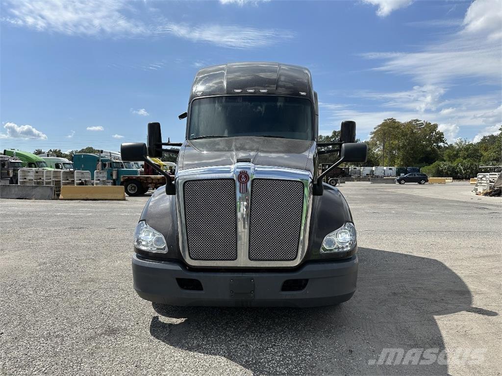 Kenworth T680 Sadulveokid