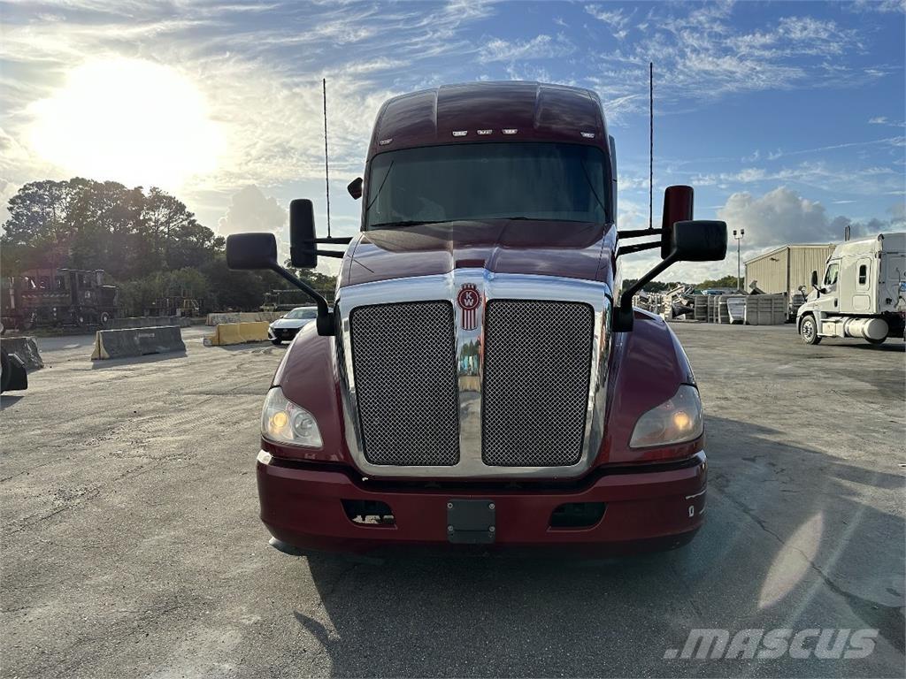 Kenworth T680 Sadulveokid