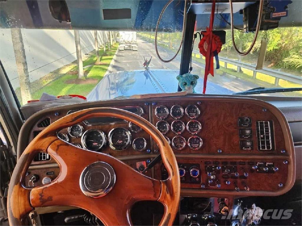 Peterbilt 379EXHD Sadulveokid