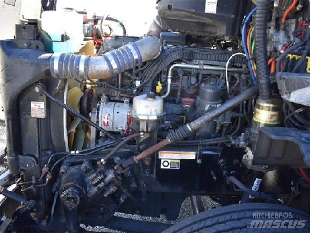 Peterbilt 579 Sadulveokid