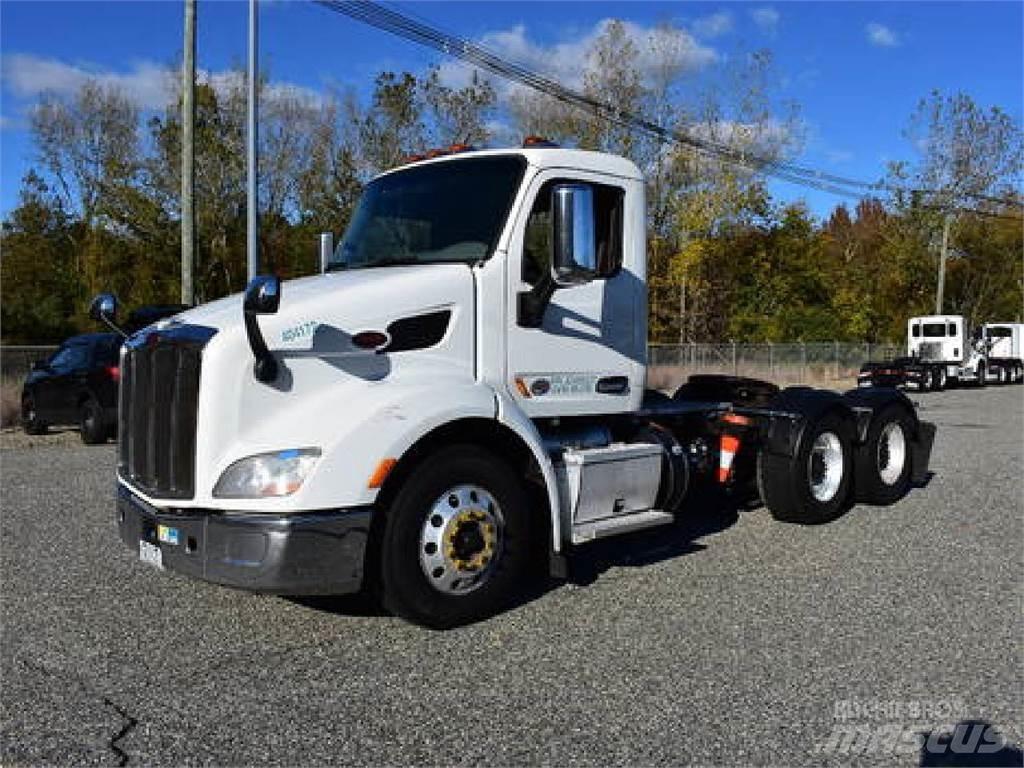 Peterbilt 579 Sadulveokid