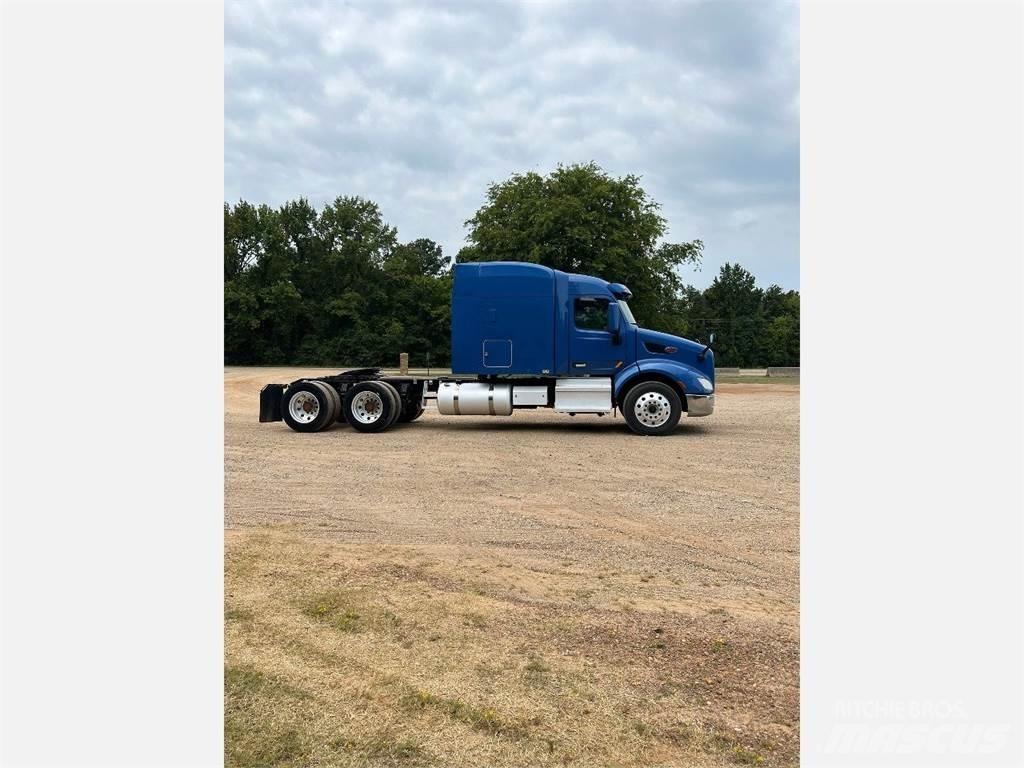 Peterbilt 579 Sadulveokid